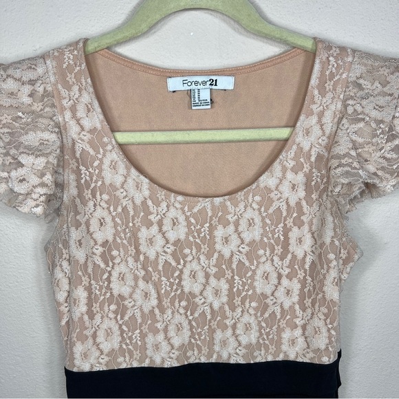 MEDIUM JUNIORS FOREVER 21 RETRO RUFFLE LACE DRESS BEIGE BLACK STRETCH RETRO - Picture 2 of 8